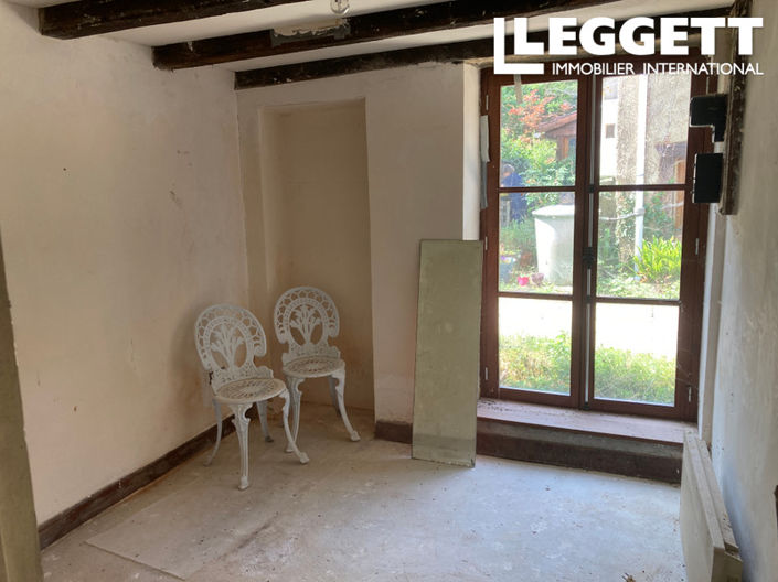 Image No.9-3 Bed House for sale