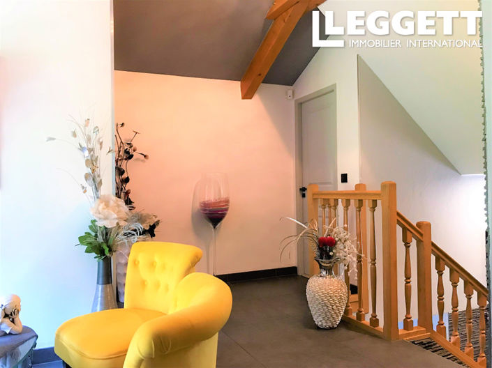 Image No.9-4 Bed House for sale