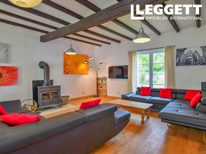 Image No.2-4 Bed House for sale