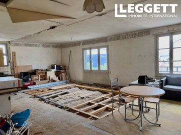 1 - Saumur, House