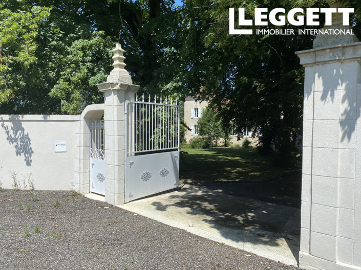 Image No.4-Châteaux de 7 chambres à vendre à Trémons