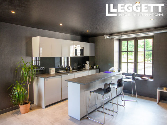 Image No.4-House for sale