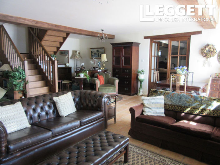 Image No.3-4 Bed House for sale