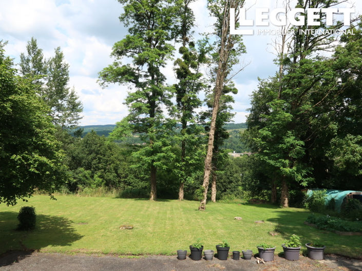 Image No.9-6 Bed House for sale