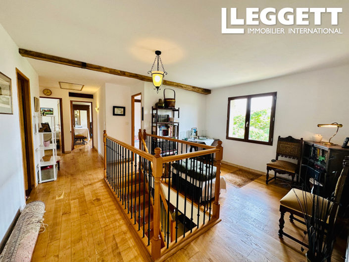 Image No.5-4 Bed House for sale