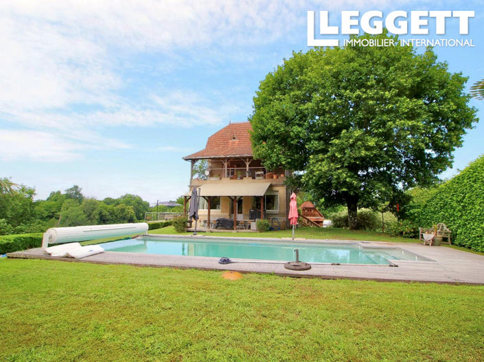 Image No.5-8 Bed House for sale