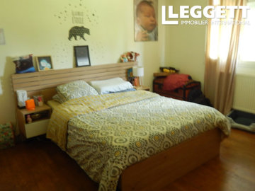 ahr0chm6ly9jzg4uagvzdglhlmltbw8vaw1hz2uvvevom