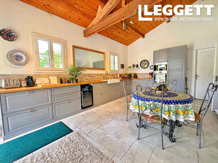 Image No.5-5 Bed House for sale