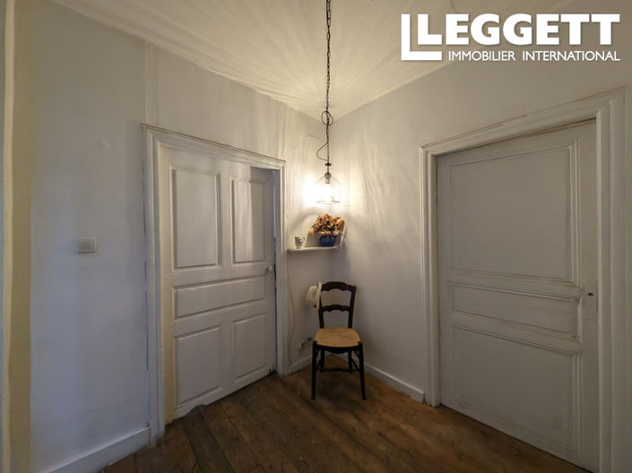 Image No.10-4 Bed House for sale