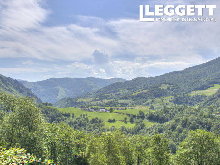 Image No.2-4 Bed House for sale