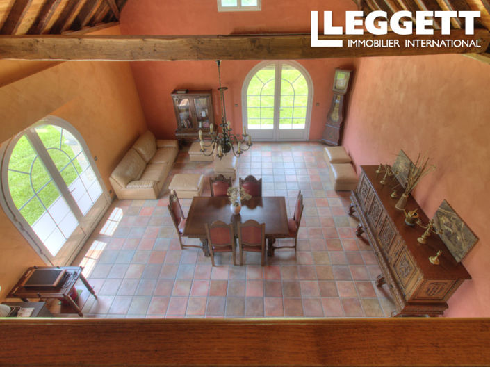 Image No.6-4 Bed House for sale