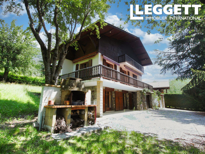Image No.1-4 Bed House for sale