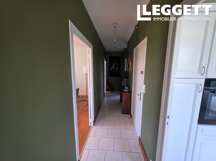 Image No.5-3 Bed House for sale