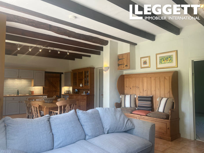 Image No.10-5 Bed House for sale