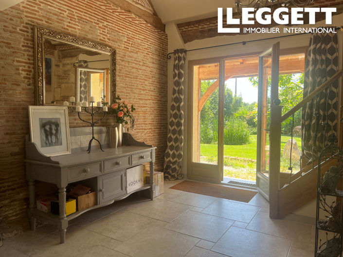 Image No.4-5 Bed House for sale