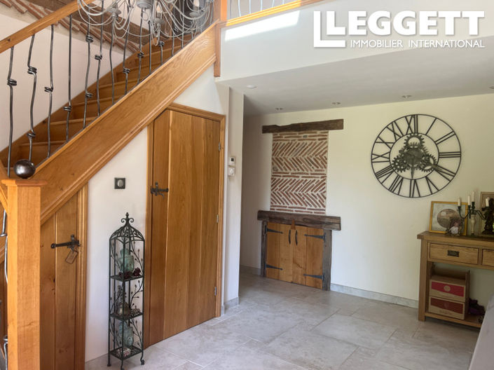Image No.5-5 Bed House for sale
