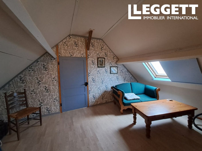 Image No.10-1 Bed House for sale