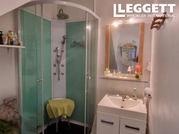 ahr0chm6ly9jzg4uagvzdglhlmltbw8vaw1hz2uvvevom