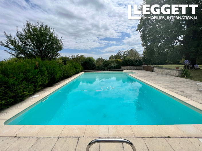 Image No.2-Maison de 4 chambres à vendre à Jarnac