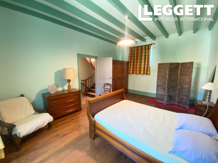 Image No.3-5 Bed House for sale