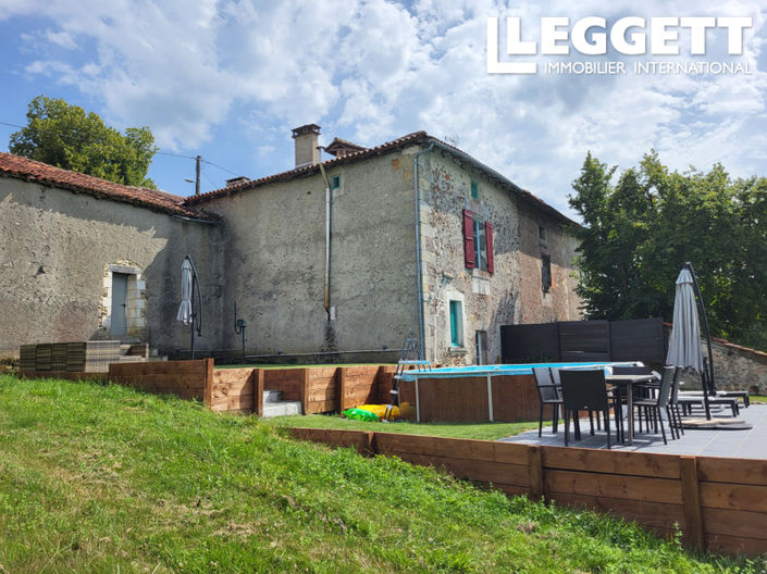 Image No.1-5 Bed House for sale
