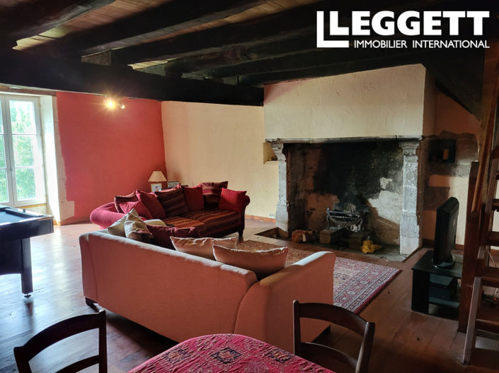 Image No.3-5 Bed House for sale