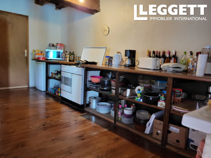 Image No.6-5 Bed House for sale