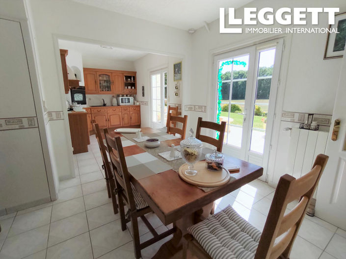 Image No.5-4 Bed House for sale