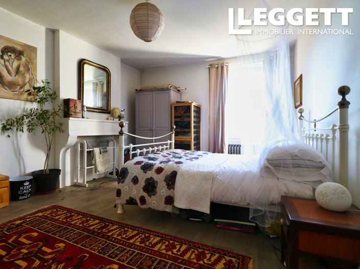 Image No.7-3 Bed House for sale