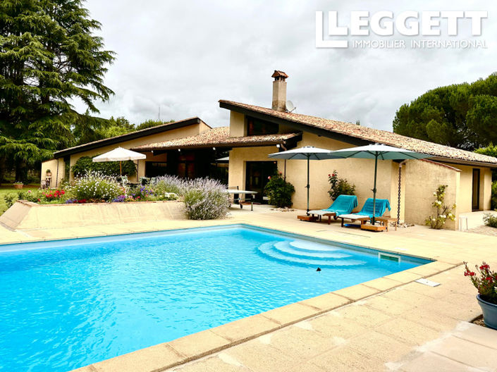 Image No.10-5 Bed House for sale