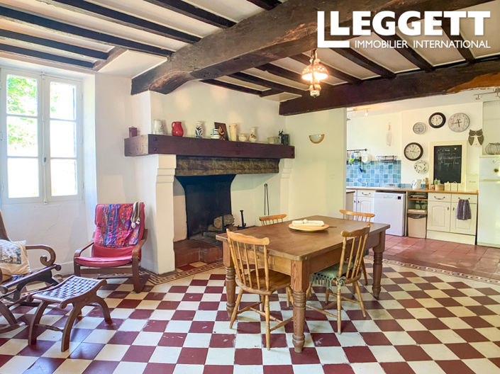 Image No.6-6 Bed House for sale