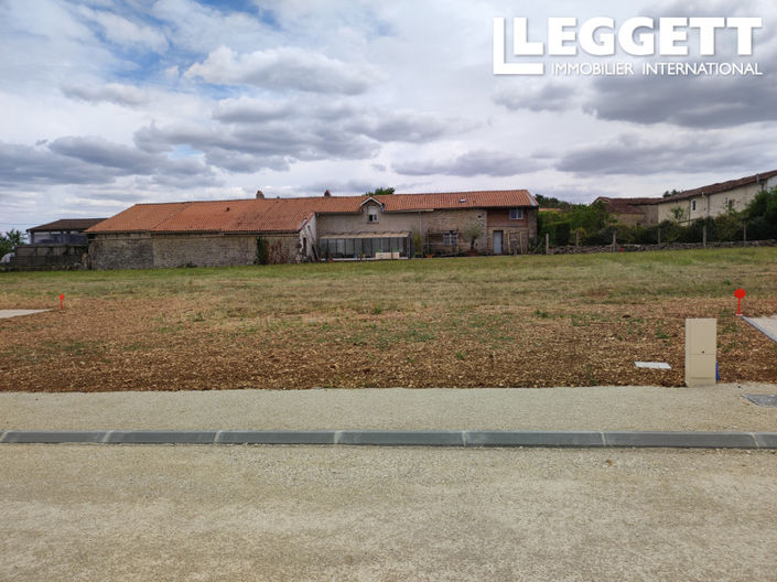 Image No.6-Terre à vendre à Fontclaireau