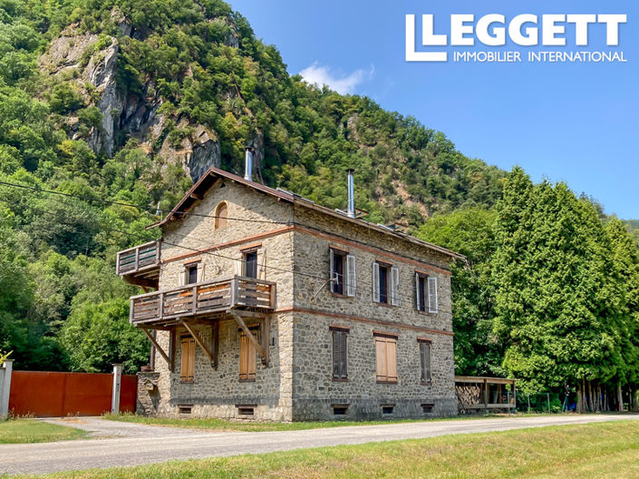 Image No.2-4 Bed House for sale