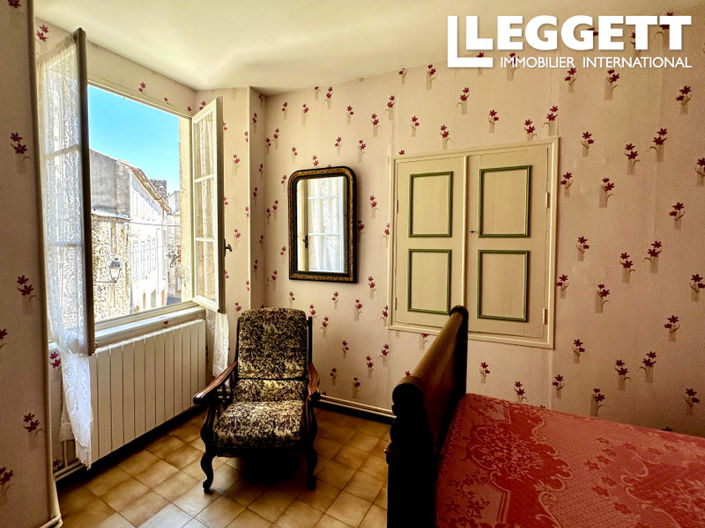 Image No.7-4 Bed House for sale