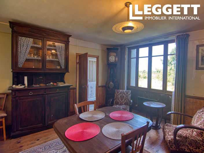 Image No.3-6 Bed House for sale