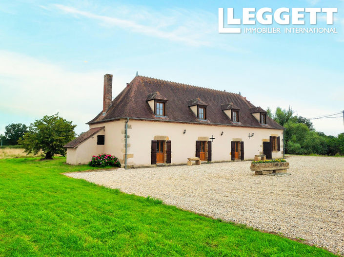 Image No.1-Maison de 4 chambres à vendre à Saint-Léopardin-d'Augy