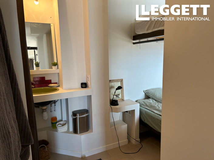 Image No.10-Commercial for sale