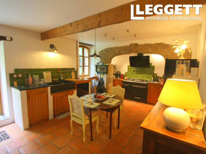 Image No.5-6 Bed House for sale