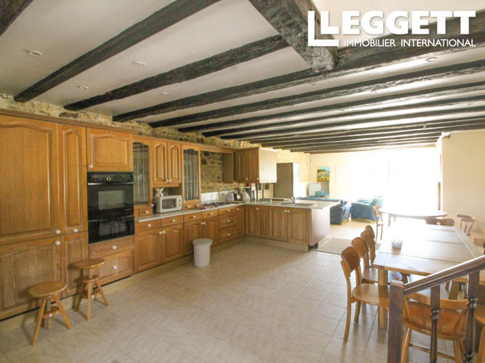 Image No.3-6 Bed House for sale