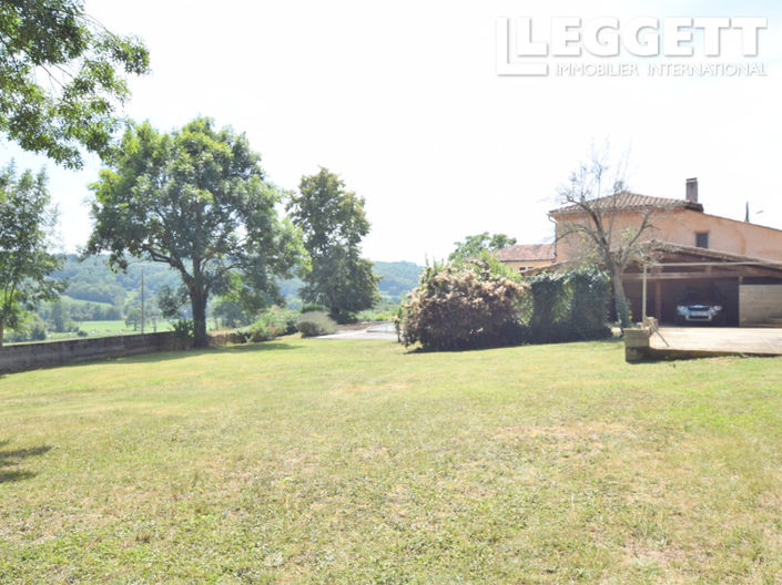 Image No.1-6 Bed House for sale