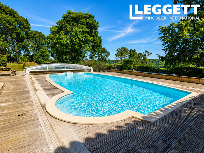 Image No.2-6 Bed House for sale