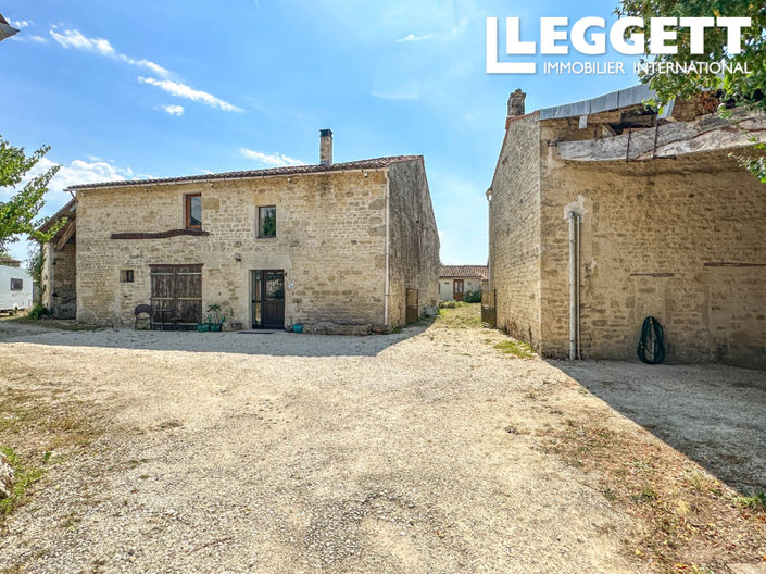 Image No.1-9 Bed House for sale