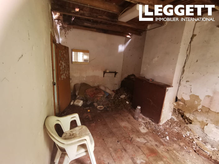 Image No.6-2 Bed House for sale