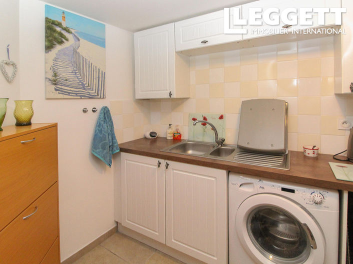 Image No.3-2 Bed House for sale