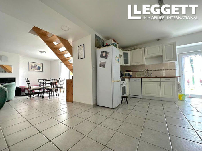 Image No.2-3 Bed House for sale