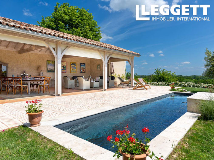 Image No.4-4 Bed Chateaux for sale