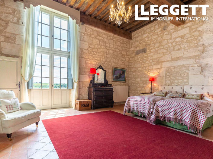 Image No.6-4 Bed Chateaux for sale