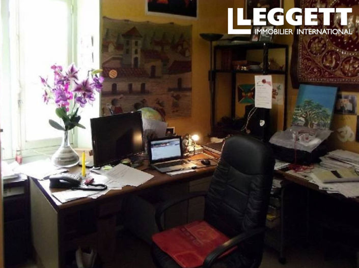 Image No.10-3 Bed House for sale