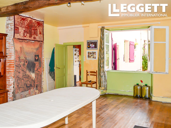 Image No.8-3 Bed House for sale