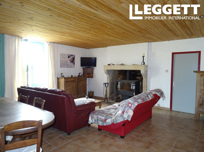 Image No.7-4 Bed House for sale